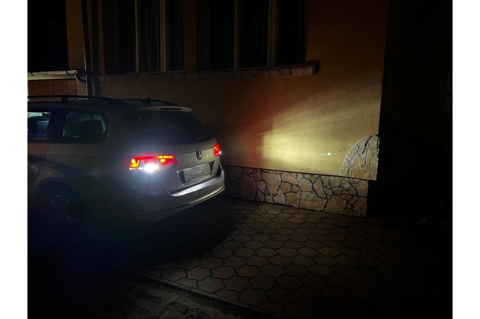 AUX T15 W16W LED